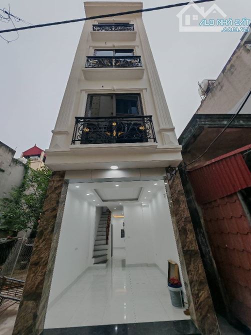 liên mac  lô góc 2 mặt thoáng  thang máy - ô tô đỗ cửa - 10