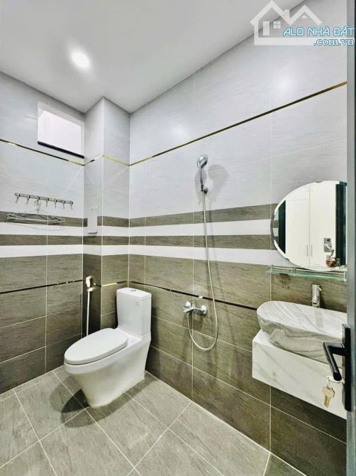 Cần tìm chủ cho căn nhà đẹp 56.7m2  Hoàng Hoa Thám, Tân Bình. Giá: 3 Tỷ 120. SHR, CN đủ - 10