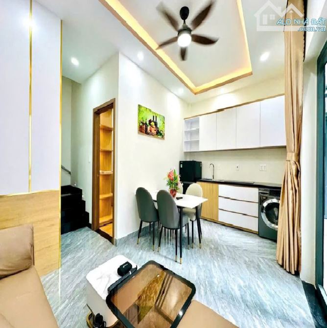 Nhà mới Cách Mạng Tháng Tám - QUẬN TÂN BÌNH - 5.5 x 8 m Vuông - 2 Tầng - 5.38 tỷ - 10