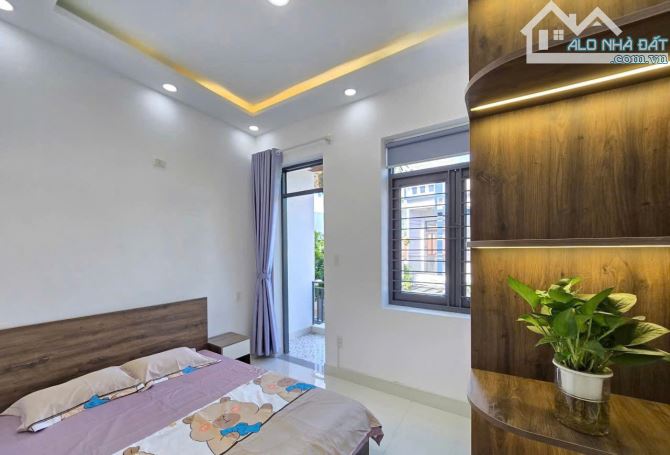 📌📌📌LÀM VIỆC TRỰC TIẾP GIÁ TỐT !!! Bán nhà 2 tầng 2 mặt kiệt oto 500/ Tôn Đản - 10