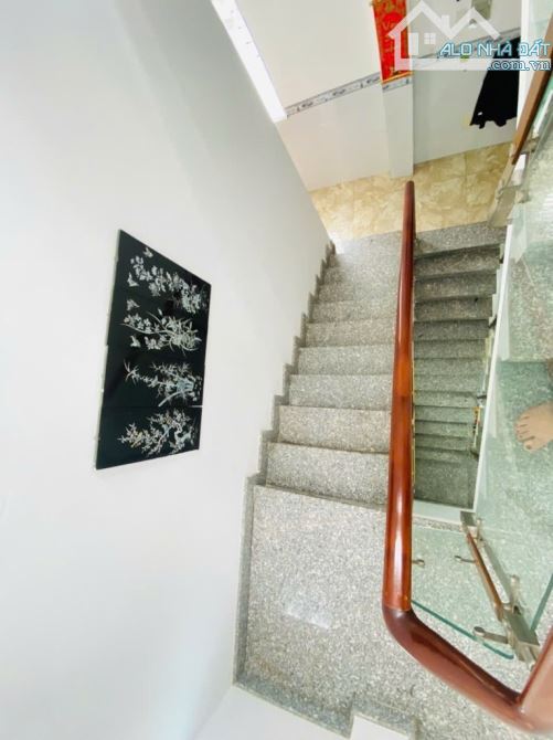 BÁN NHÀ 3 TẦNG – Ở + CHO THUÊ - 60M² - ĐƯỜNG 168, PHƯỚC LONG A - 10