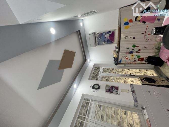 BÁN NHÀ 3 TẦNG – Ở + CHO THUÊ - 60M² - ĐƯỜNG 168, PHƯỚC LONG A - 11