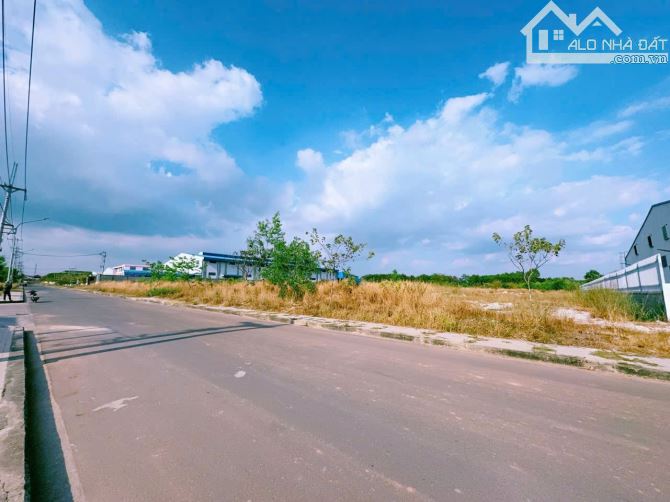 D270 Chuyển Nhượng Gần 2Ha Đất Trong KCN Long Khánh Tỉnh Đồng Nai .GIÁ CHỈ 150$/m2 - 1