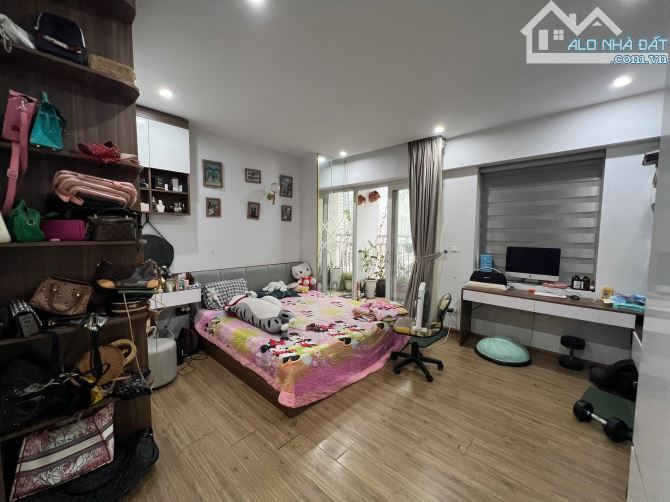 Chung cư Thái Hà, 124m, 3ngủ 2wc, Căn góc 2 ban công, Nhà mới đẹp ở luôn, Sổ đỏ lâu dài - 1