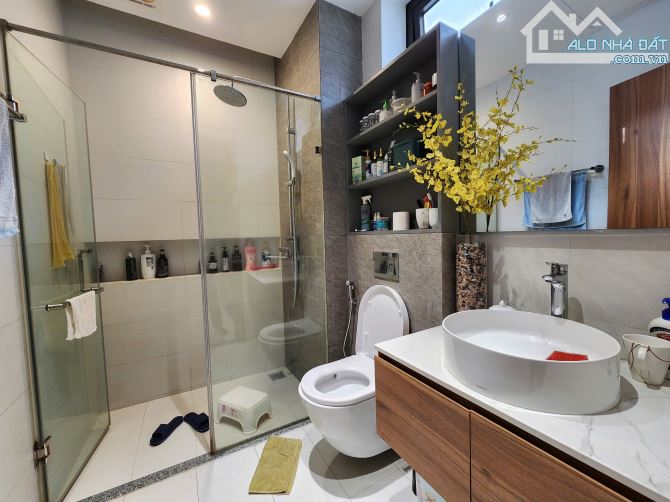 Bán gấp biệt thự Tây Hồ khu C 198m2_Full nội thất_Giá 8x tỷ - 1