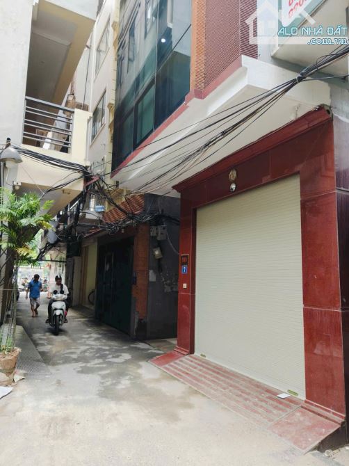 Căn góc 7 tầng thang máy 45m2, nhà dân xây, 20m ra Nguyễn Khang, oto vào nhà. Giá 18.2 tỷ - 1