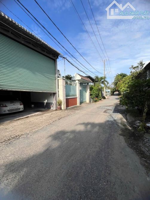📣📣CHỦ CẦN THANH KHOẢN NHANH – GIẢM SỐC 1 TỶ 🏡 Nhà cấp 4 + Đất lớn 500m² (8x63) - 1