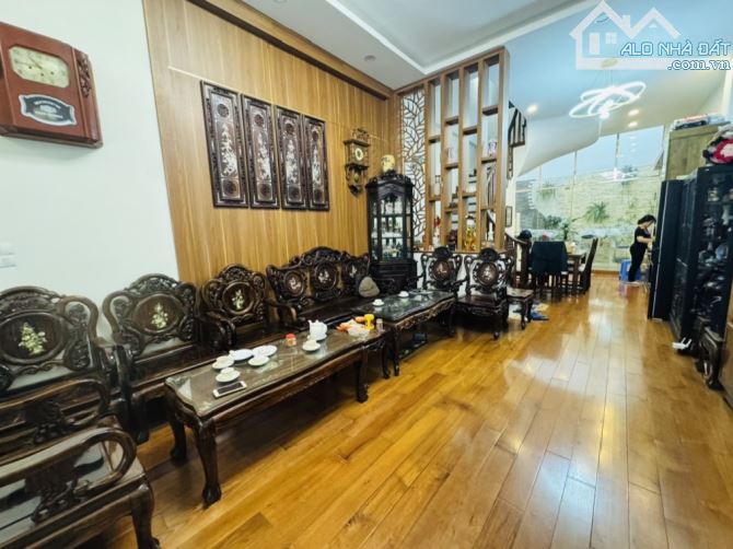 SIÊU PHẨM XUÂN ĐỈNH- 60m- Ô TÔ - LÔ GÓC 2 thoáng - NHÀ ĐẸP NHƯ KHÁCH SẠN  - Full đồ xịn - 1