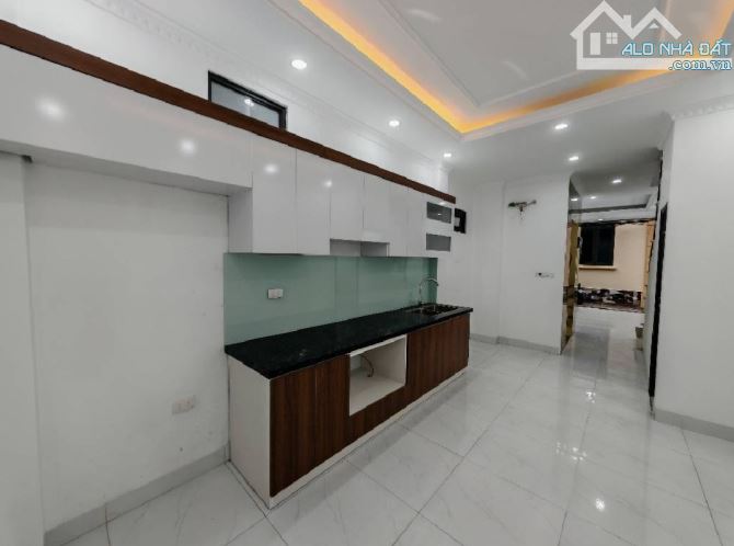 Yên nội, lô góc, 5 tầng, thang máy, sẵn ở- chỉ hơn 6 tỷ- ô tô đỗ cửa - 1