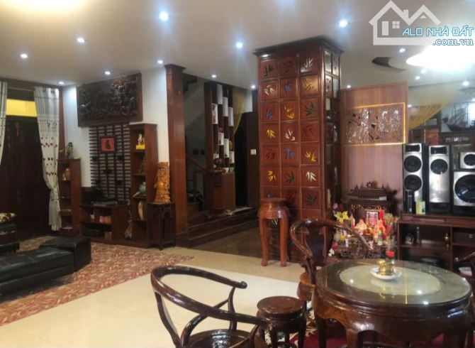 Bán biệt thự 3 tầng ngay Trung tâm Quận Cẩm Lệ, Đà Nẵng - 20m đến đường Cách Mạng Tháng 8 - 1