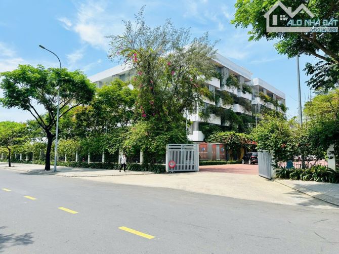 HÀNG CHÍNH CHỦ ĐẤT ĐẸP KHU ĐÔ THỊ FPT ĐÀ NẴNG - 1