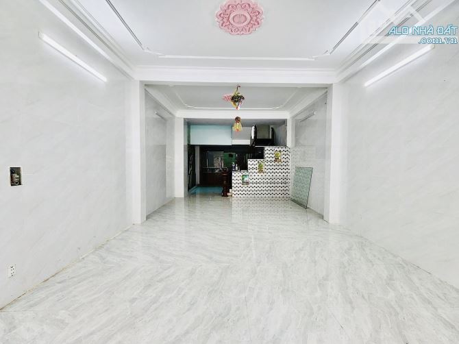 Chính chủ bán mặt tiền khu Tên Lửa - Gần Aeon Mall - 5x20m - 4 tầng - 5PN - Công viên - 1