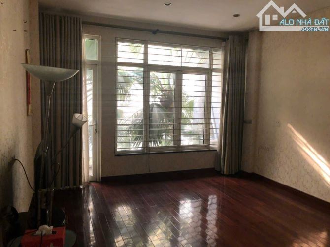 Cho thuê nhà ngõ 157 Nguyễn Tuân, Thanh Xuân. DT 65m2, 4 tầng. Giá 25 triệu (tháng) - 1