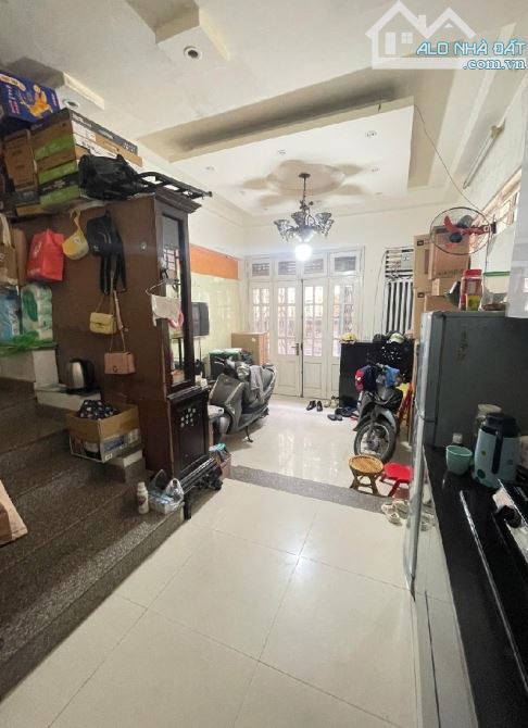 XUÂN THỦY- CẦU GIẤY- CĂN GÓC- 30M- 5 TẦNG- THÔNG 3 GÁC THOẢI MÁI - 1