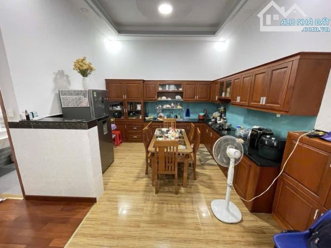 Bán Villa 232m2 Gò Ô Môi - Phú Thuận, mới sang trọng. - 1