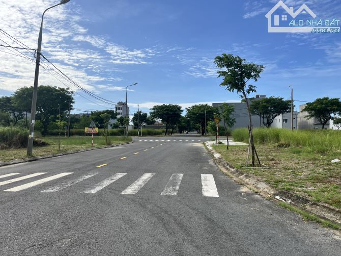 BÁN LÔ ĐẤT BIỂN ĐÔNG HẢI CẠNH CHỢ, CÔNG VIÊN, 100m2, NGANG 5m, GIÁ 4.35 TỶ. - 1