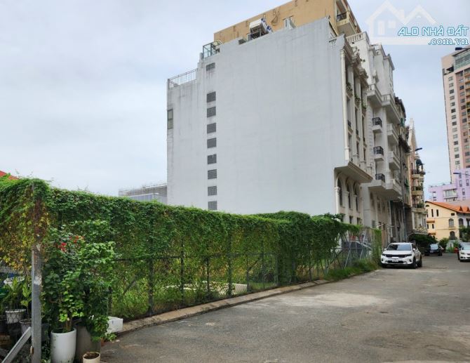 BÁN ĐẤT 10x23,6 ĐƯỜNG NGUYỄN VĂN HƯỞNG-THẢO ĐIỀN 225TR/M2 - 1