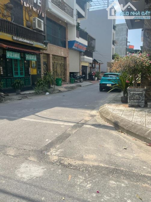 Bán 60m2 - DV Lai Xá, Hoài Đức - mặt tiền 4.5m - Phân Lô, vỉa hè - Ngay trường ĐH Thành Đô - 1