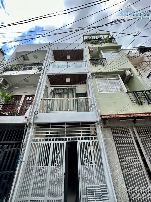 BÁN NHÀ 3 TẦNG TRƯỜNG CHINH  - GIÁP TÂN PHÚ - SỔ VUÔNG NỞ HẬU - GẦN 45m2 - NHỈNH 6 TỶ - 1