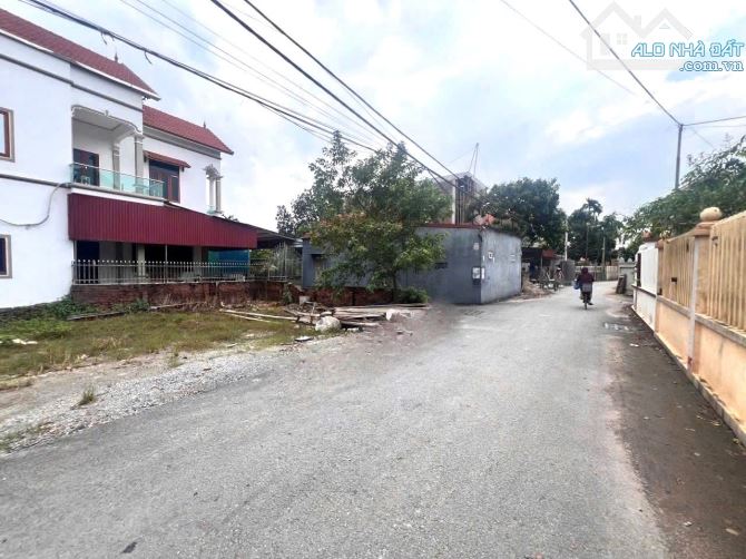 Trục chính Yên Phú- Yên Mỹ. Giá chỉ 2.7tỷ  . Giá tốt nhất khu vực - 1