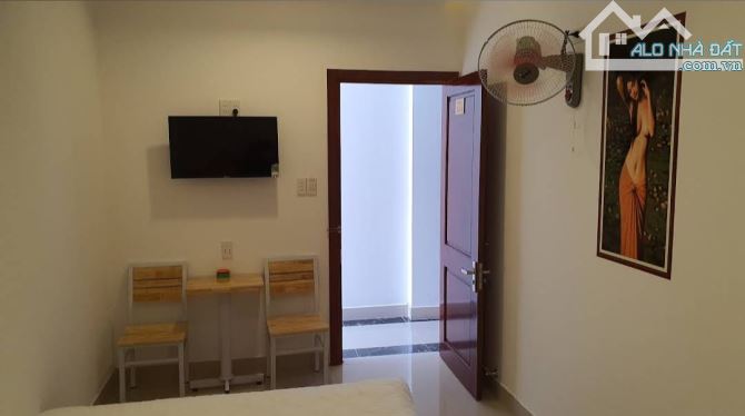 Sang khách sạn 24 phòng/thang máy, mặt tiền Quận 12. - 1