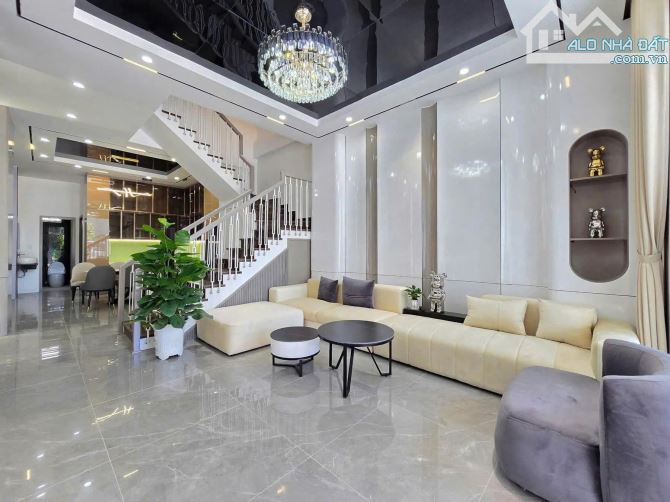 BÁN NHÀ MẶT PHỐ NGUYỄN THÚY_ FULL NỘI THẤT CAO CẤP_ ĐẬP HỘP_ GẦN BIỂN - 1
