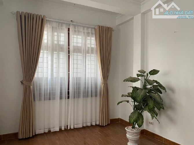 Chủ lớn tuổi muốn nhượng nhanh căn 4T tại Phương Canh - hơn 6 tỷ - Oto - sát Trinh Văn Bô