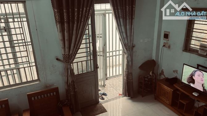 # Nhà Kiệt sát Mặt Tiền Châu Thị Vĩnh Tế, 65m2, 2 tầng, 3 mặt thoáng, nhỉnh 5 tỷ - 1
