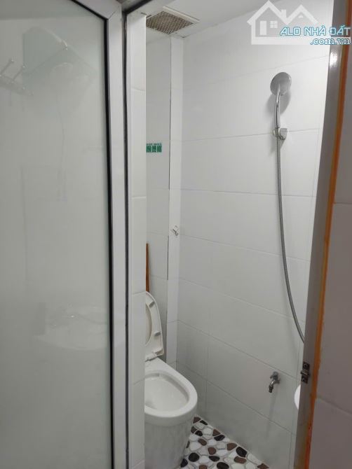 Bán nhà 2,5 tầng sạch đẹp về ở luôn mặt ngõ Tô Hiệu - 1