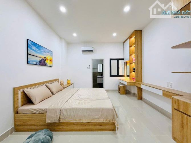 ❤️ TRUNG TÂM GÒ VẤP – NGAY CÔNG VIÊN LÀNG HOA – 4 TẦNG – 68M² NỞ HẬU – HXH – NHÀ MỚI FULNT - 1