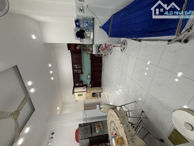 Nhà mặt tiền Bà Điểm, Phan Văn Đối,  4x20m xây 3 tầng, hơn 5 tỷ - 1