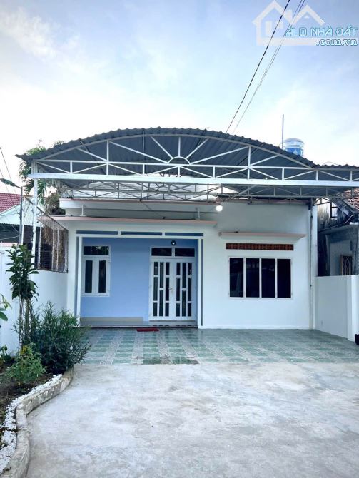 Cần bán Căn nhà xinh xinh cấp 4 hẻm ô tô 1254 đường 23/10 - 1