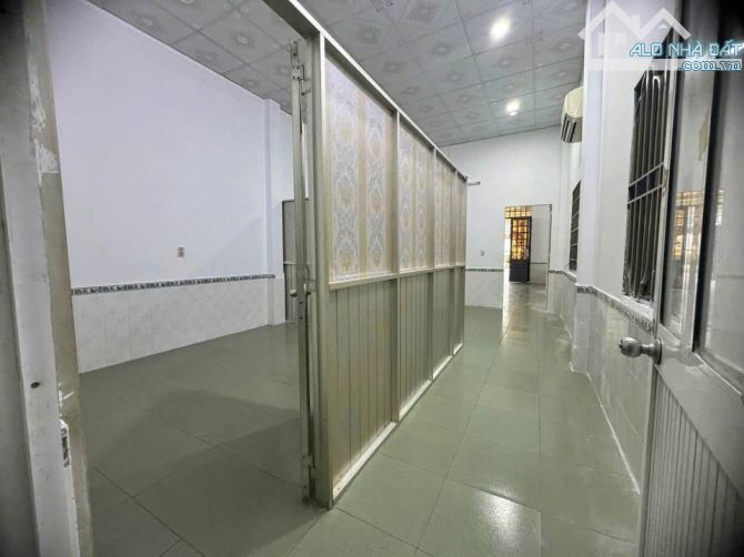 Bán nhà c4 ngay Đồng Diều Hóc Môn 4,5x22 ( 108m2 ) 710 TRIỆU Sổ hồng riêng - 1