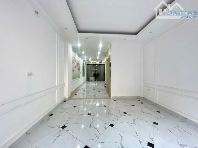 Bán nhà phân lô Vĩnh Quỳnh - 60m2 x 6 tầng thang máy - Ô tô vào nhà - 1