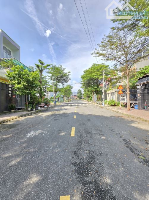 3,8Tỷ TL🔥Bán 100m2 Đất 2 Mặt Tiền trước và sau, KDC New Land, p.Tân Bình, Tp.Dĩ An - 1