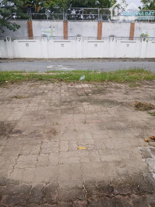 Đất dịch vụ Trôi, nhìn sang sân vận động  55m2, siêu vip, kinh doanh, vỉa hè gần 10m. - 1