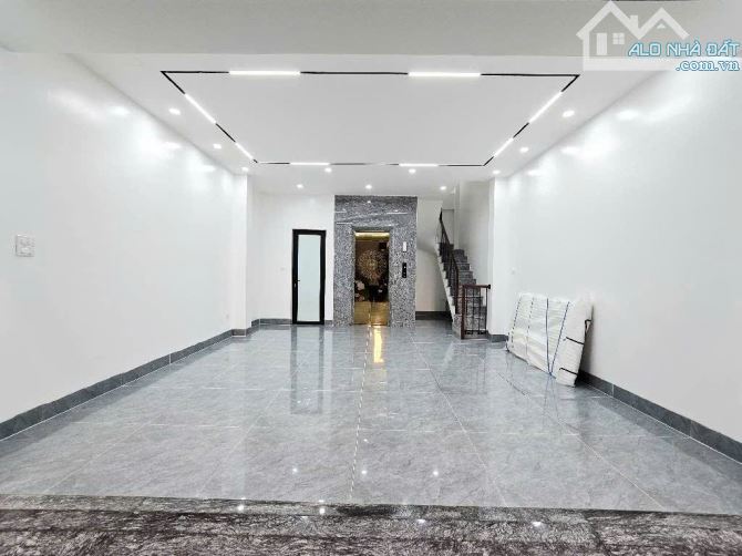 BÁN NHÀ THẠCH BÀN LONG BIÊN – 45M² – 6 TẦNG – 11,25 TỶ – GARA Ô TÔ, THANG MÁY, NGÕ NÔNG  C - 1