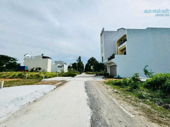 Đường số 10 - KDC 135 - TT Bến Lức 💥 Giá bán 2.8 tỷ TL - 1