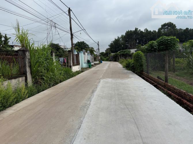 Bán gấp đất thổ Vĩnh Thanh Nhơn Trạch giá rẻ 2,5TY/470M. Gần 25C. SR chính chủ.GỌI NGAY 24 - 1