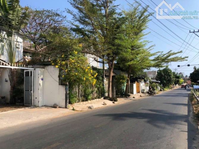 Cần bán 115m2 đất đường Hồ Quang Cảnh Hàm Tiến - 1