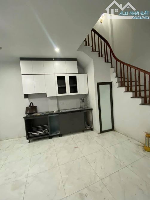 7.6 TỶ - 31M2x5T - MT4.2M - LÔ GÓC MẬU LƯƠNG - Ô TÔ - KINH DOANH - NGÕ THÔNG - 1
