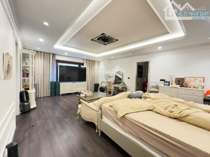 Bán nhà phân lô, ô tô tránh, cách phố 10m Phạm Tuấn Tài, 5 tầng 15.8 tỷ có thương lượng - 1