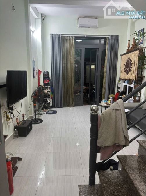 MẶT TIỀN KINH DOANH LÊ QUỐC TRINH - 2 TẦNG - NHÀ MỚI ĐẸP - NỞ HẬU NHẸ - CHỈ NHỈNH 5 TỶ - 1