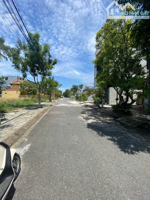Bán lô đất đường DƯƠNG TÔN HẢI (đường 5m5) gần Bãi Tắm Non Nước, giá 4ty - 1