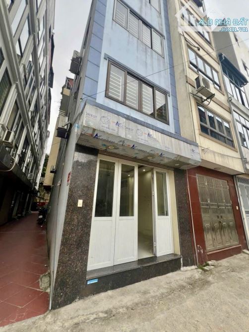 7.5 TRIỆU CHO THUÊ NHÀ NGUYÊN CĂN – THANH AM 🏡 Lô góc – ô tô đỗ cửa – cách mặt phố chỉ 20 - 1