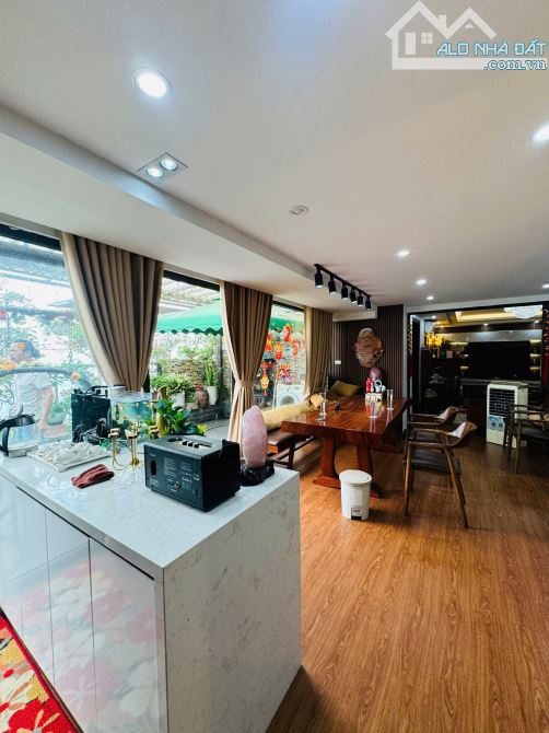 Bán gấp CH Duplex Vinaconex 7 136 Hồ Tùng Mậu DT 209m 4N3VS Full NT SĐCC giá 11,5 tỷ - 1