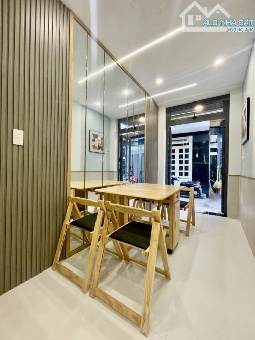 DTSD49m2, BÁN NHÀ 3 TẦNG, HẺM 4M, LẠC LONG QUÂN, P10 TÂN BÌNH, 3 TỶ 1 TL - 1