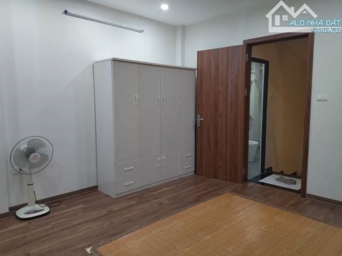 Bán nhà Mỹ Đình VF3 qua cửa, 4 tầng, 40m, 8,2 tỷ - 1