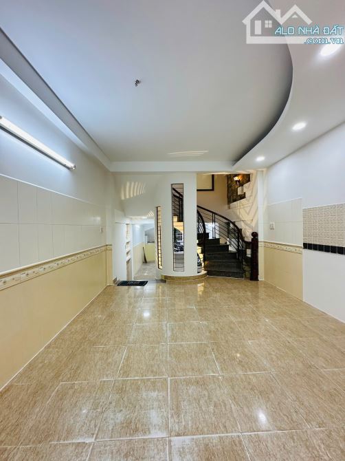 Nhà HXH khu Etown Cộng Hòa - DT: 103m2 - chỉ 10.9 tỷ TL - 1