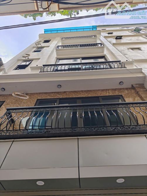 7 tầng xây mới thang máy, oto vào nhà qua thông, Nguyễn Ngọc Nại, mtiền 5.9m. Giá 17.2 tỷ